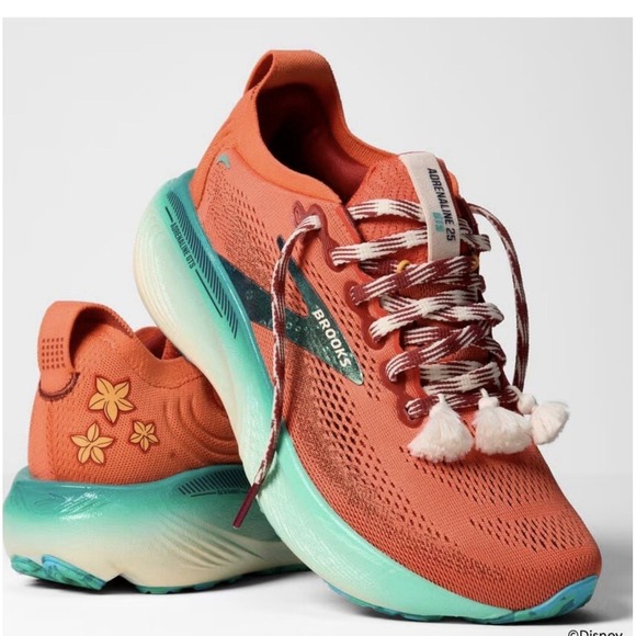 Brooks Shoes - RUN DISNEY  2026 WDW PRINCESS MOANA BROOKS ADRENALINE 25  Women 9.5 NEW IN BOX